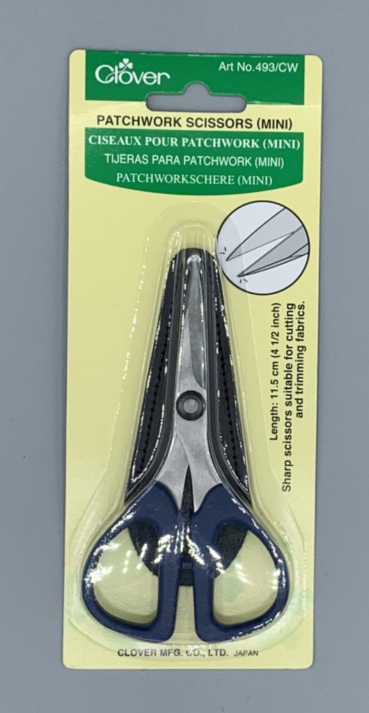 Clover Patchwork Scissors (Mini) The Woolen Needle