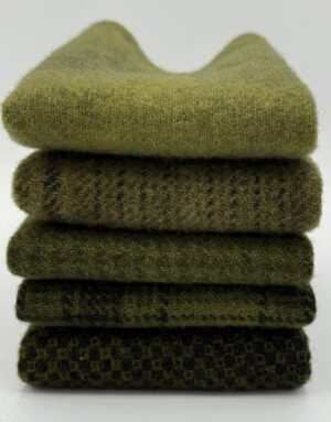Hand Dyed Wool Bundle Green Dark