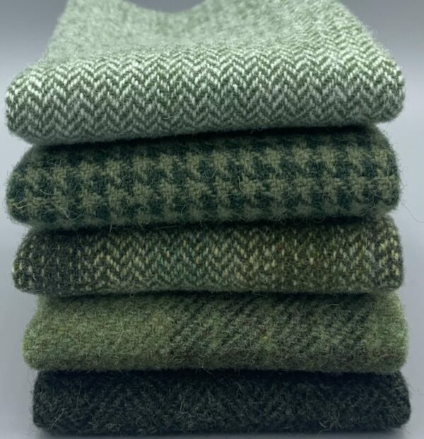 Wool Bundles - The Woolen Needle
