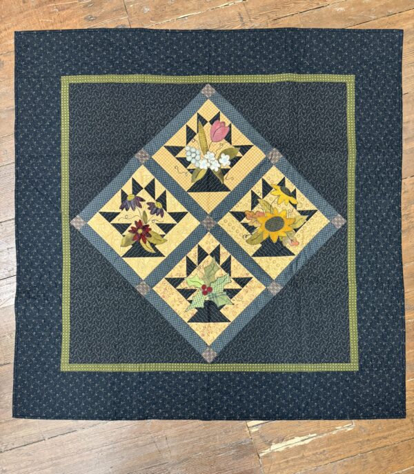Gathering Baskets Quilt Sample