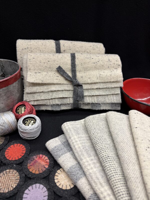 Wool Cake: Gray Mist - Image 2