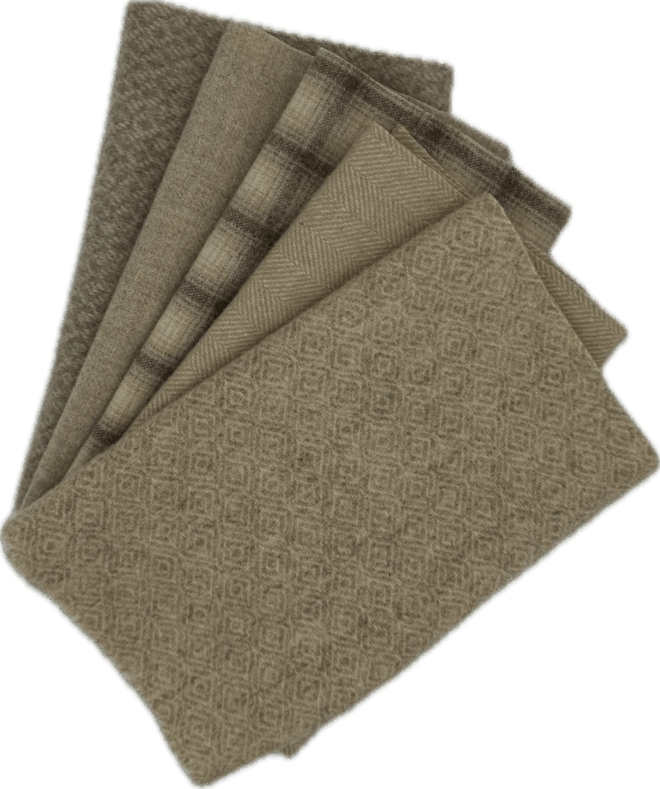 Wool Cake: Pebble Beach