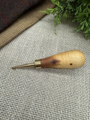 Regular Teardrop Hook Cedar B