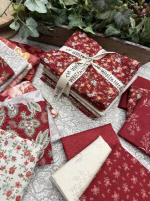 Ambiance Red Fat Quarter Bundle