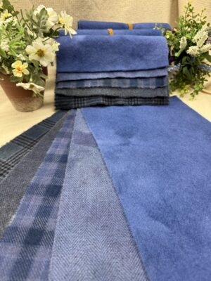 Wool Cake: Cornflower