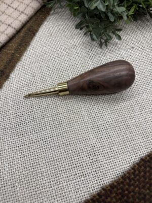 Regular Teardrop Hook Walnut