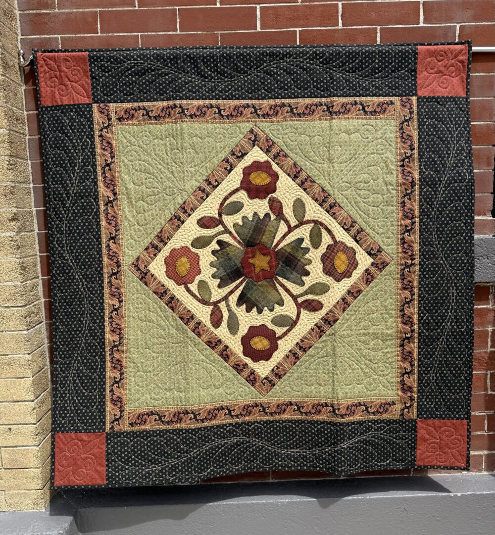 Floral Center Star Quilt Shop Sample