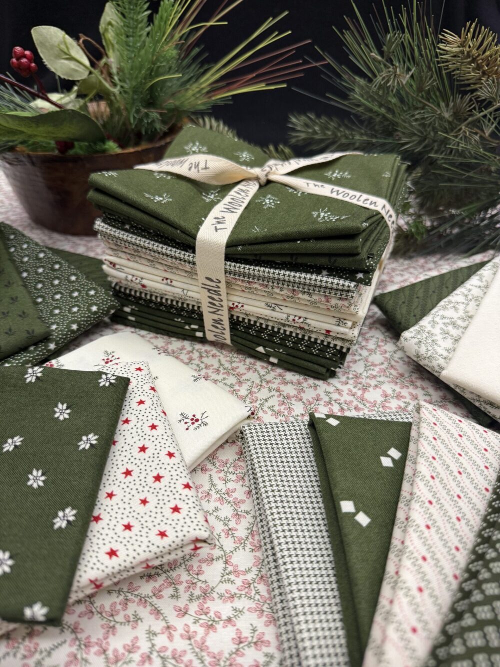 Joyful Gatherings II Fat Quarter Bundle Green
