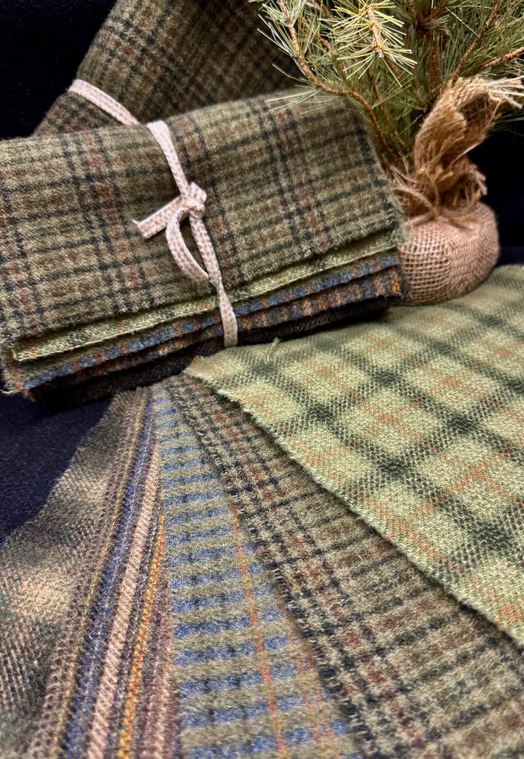 Wool Cake: Roasted Olive